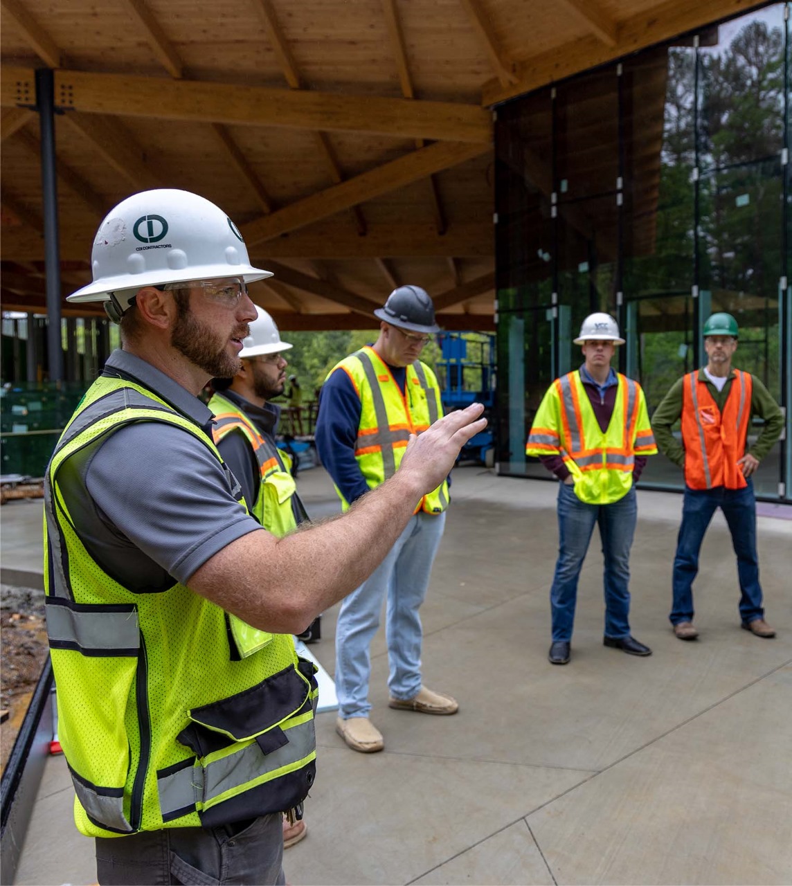 Your Construction Apprenticeship Path Starts at a Trade School Knoxville TN
