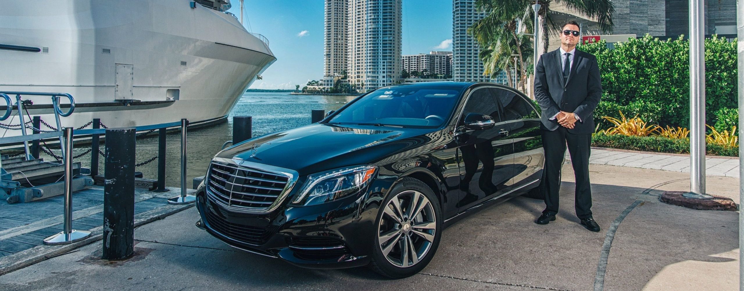 Miami Limousine Transportation for Stress-Free Airport Travel