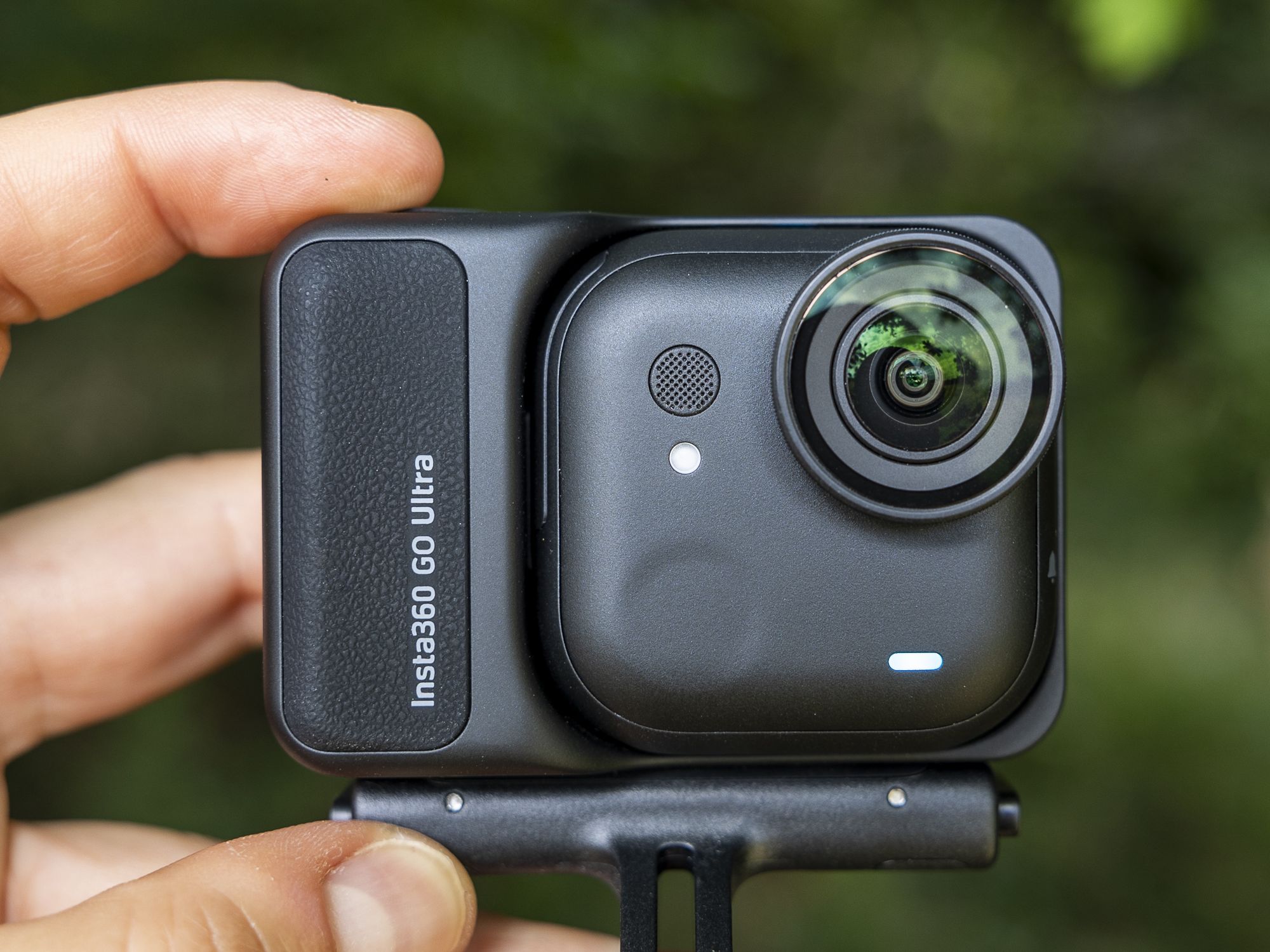 Why Creators Are Obsessed with the Insta 360 Go 3