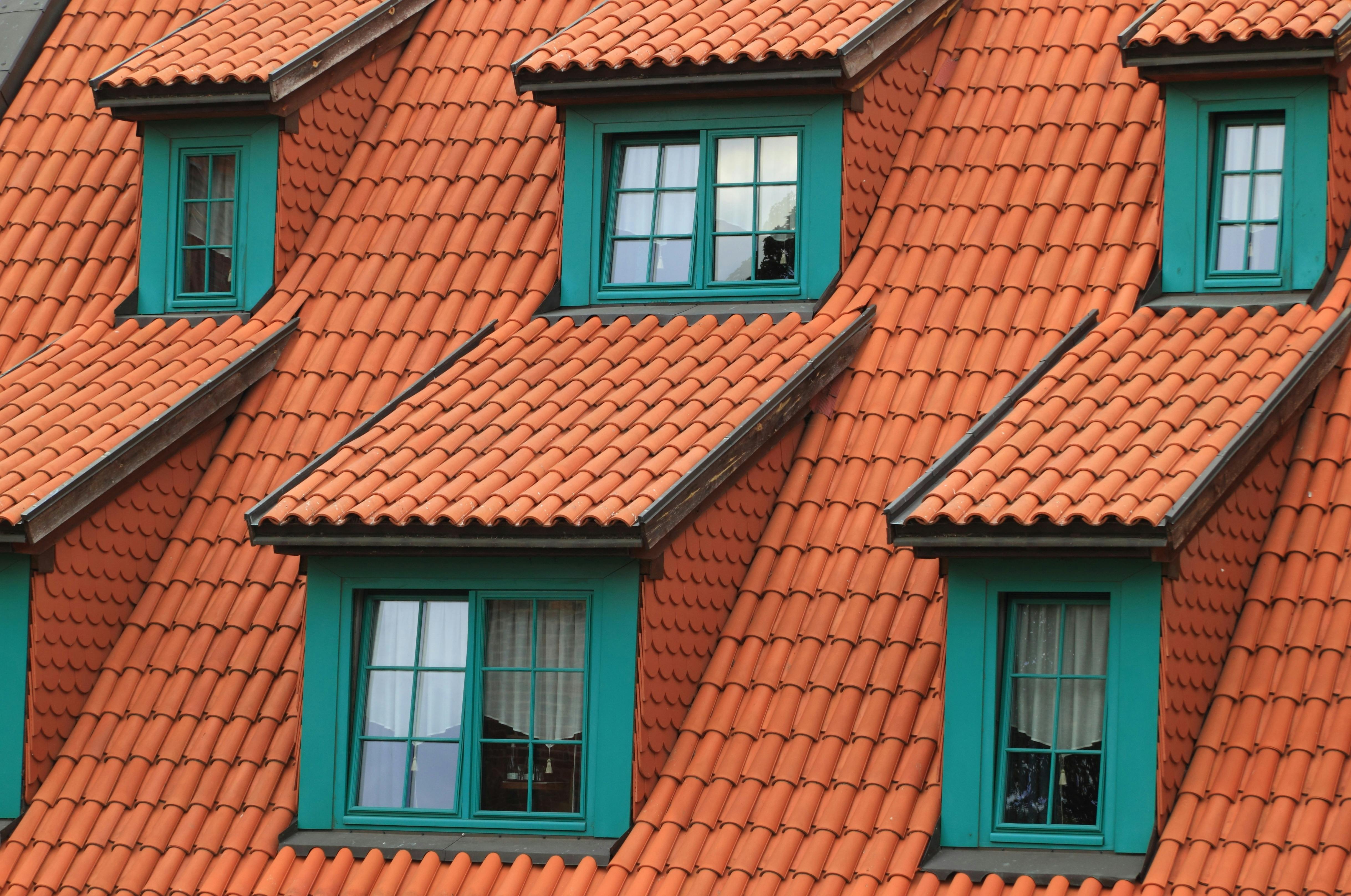Standing Seam Metal Roof Built for Snow &amp; Wind Resistance
